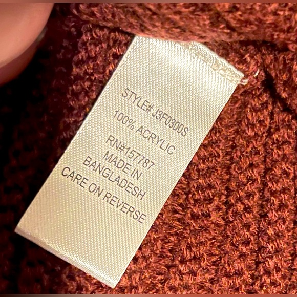 ❤️NWT❤️Sweater, Shoulder-less long lightweight 🌺 women’s size Large - Picture 13 of 16